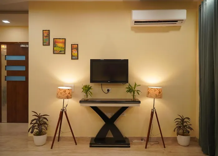 Luxury 3Bhk Service Apartment -Golf Course Road, Gurgaon