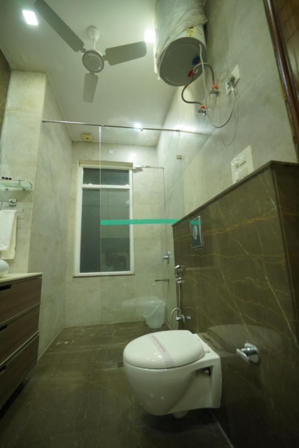 Luxury 3bhk Service -golf Course Road, अपार्टमेंट