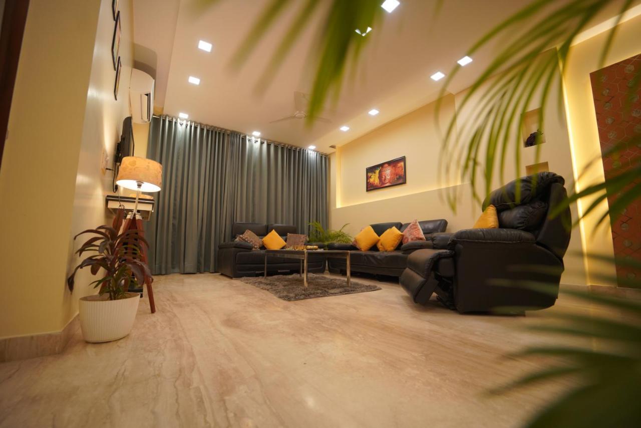 Luxury 3bhk Service -golf Course Road, अपार्टमेंट Gurgaon