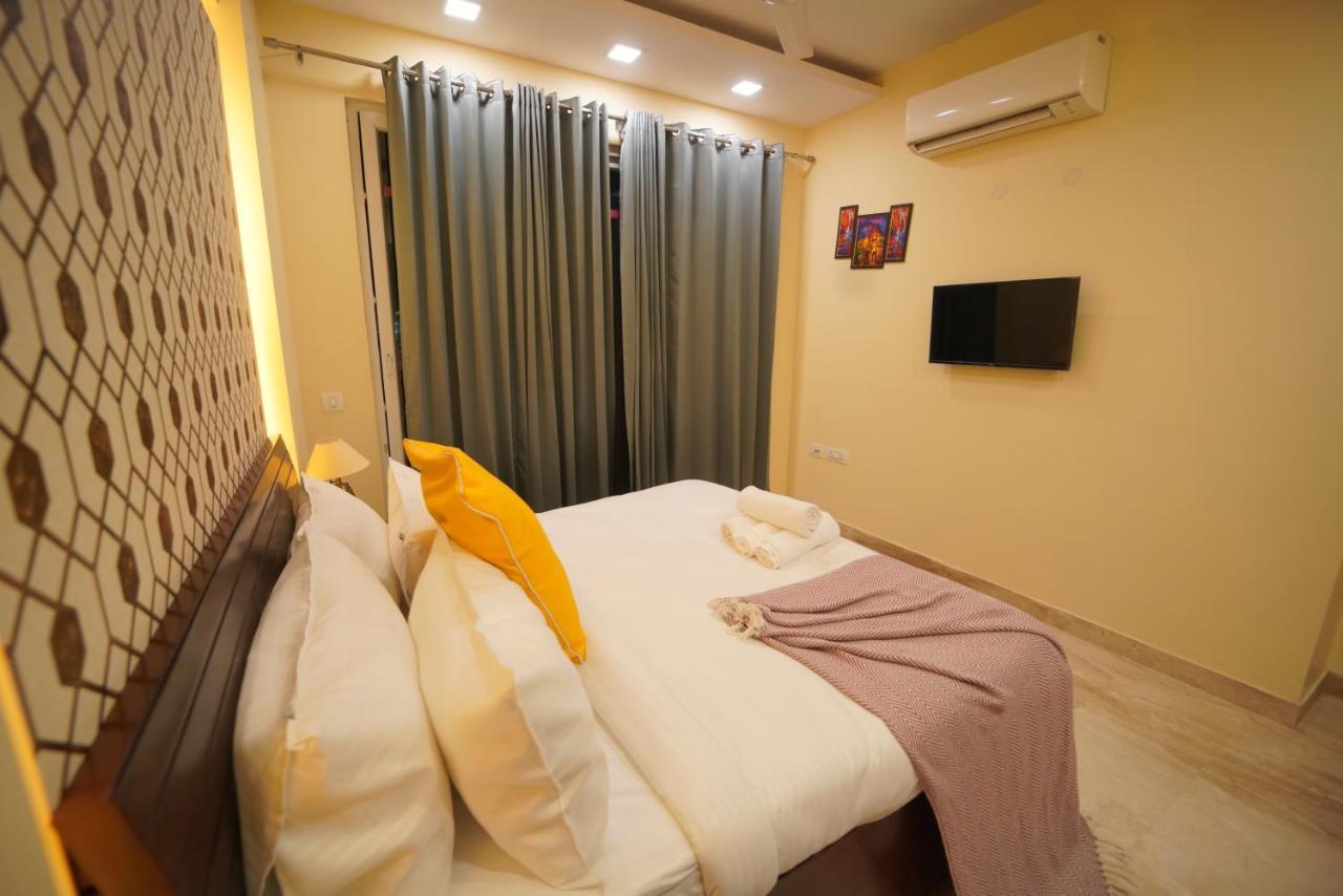 Luxury 3bhk Service -golf Course Road, अपार्टमेंट *